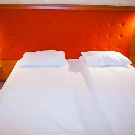 Hotell Light 3*